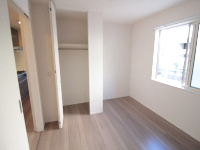 物件内観写真16　(収納)