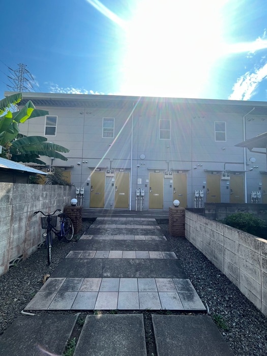 物件外観写真2　(外観写真)