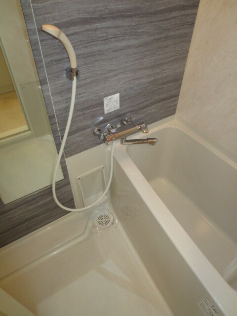 物件内観写真9　(バス／シャワールーム等)