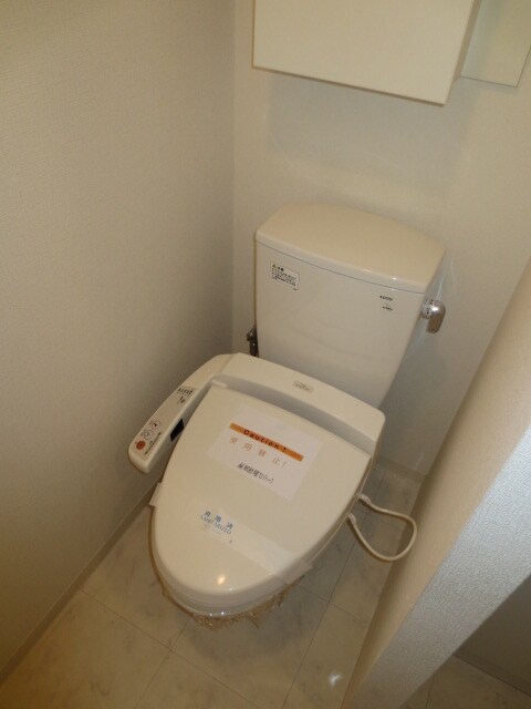 物件内観写真11　(トイレ)