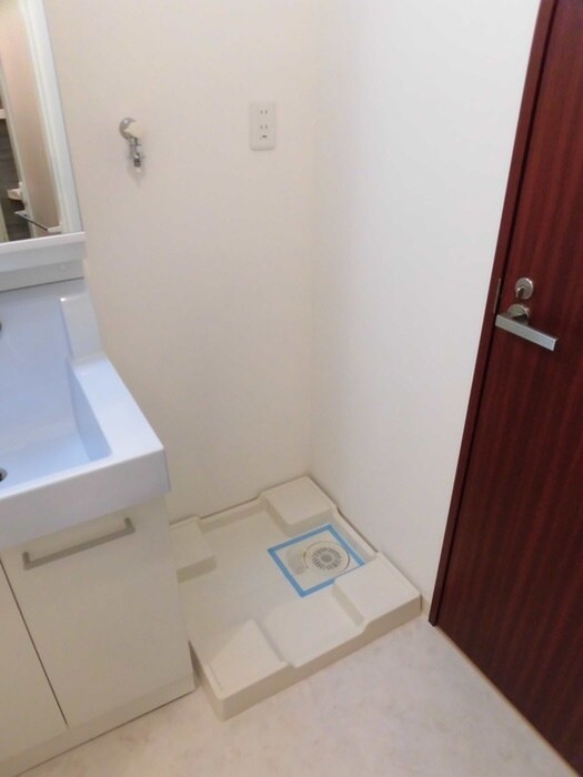 物件内観写真20　(洗濯機置場)