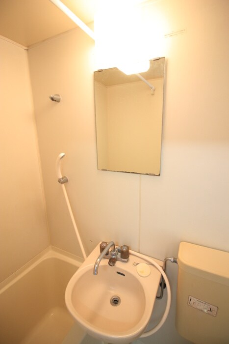 物件内観写真8　(洗面)