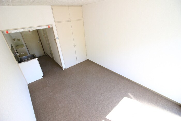 物件内観写真13　(居室)