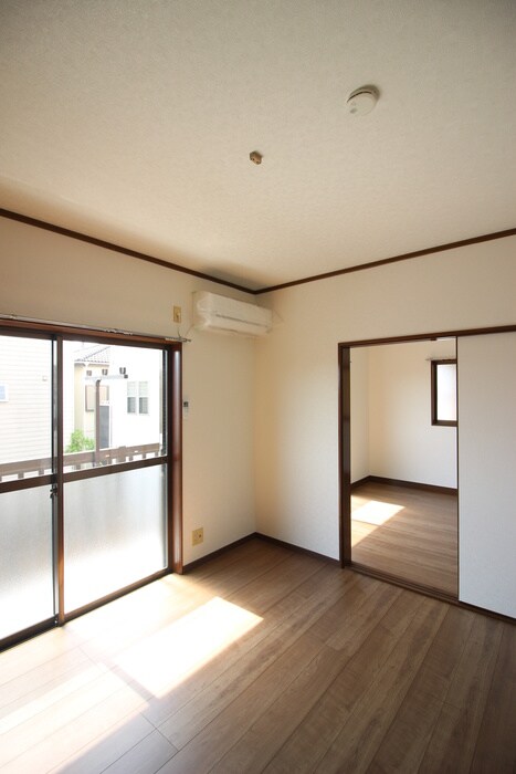 物件内観写真9　(居室)