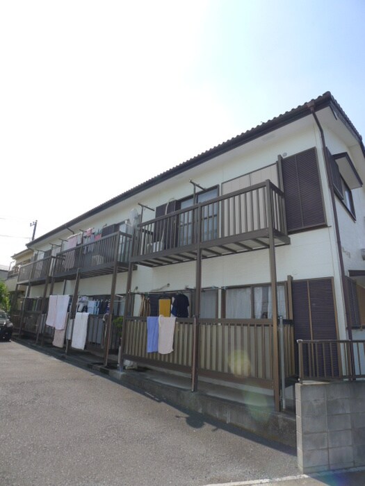 物件外観写真5　(エントランス部分)