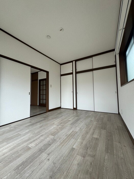 物件内観写真10　(居室)