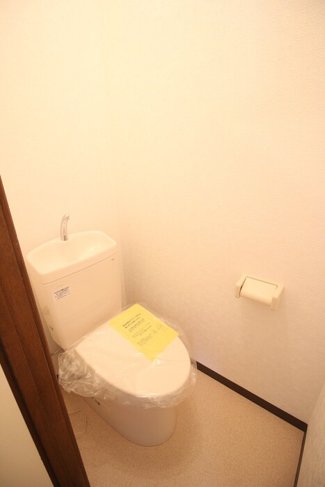 物件内観写真15　(トイレ)