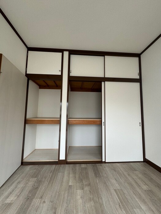 物件内観写真16　(収納)