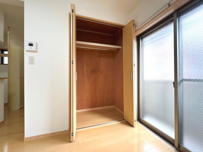 物件内観写真11　(収納)
