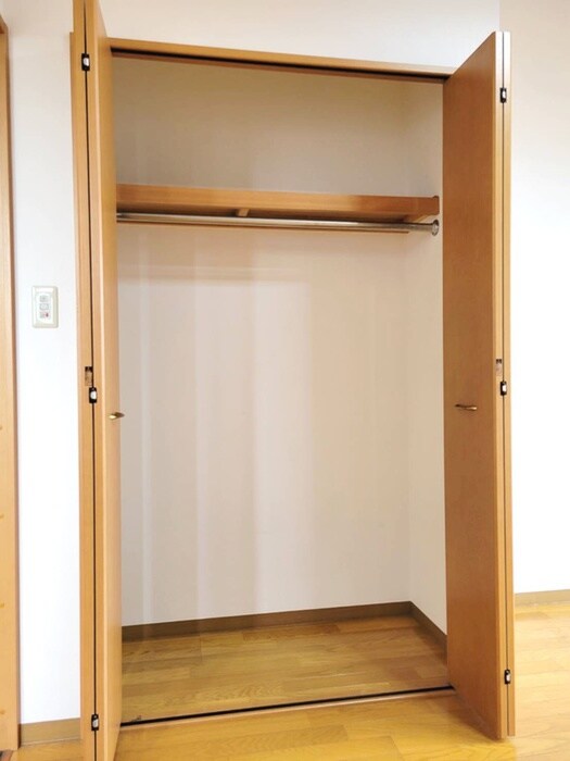 物件内観写真11　(収納)