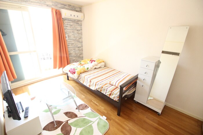 物件内観写真8　(居室)