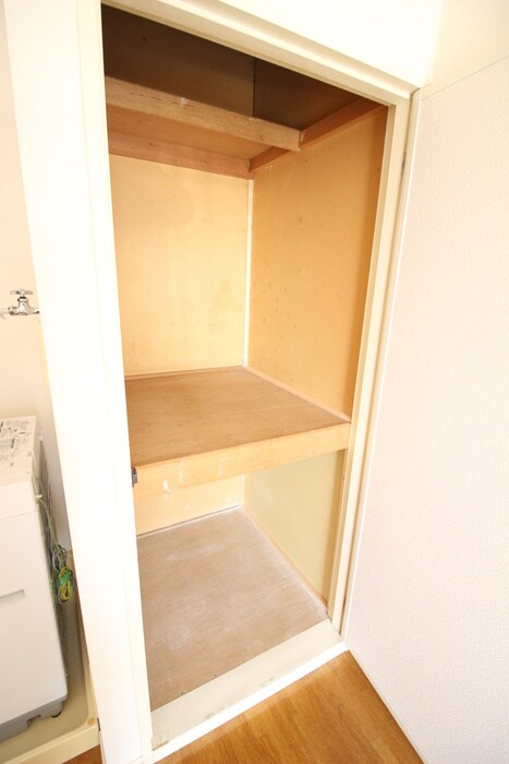 物件内観写真15　(収納)