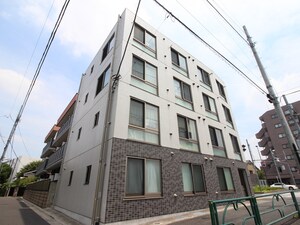 レガリア井荻外観写真