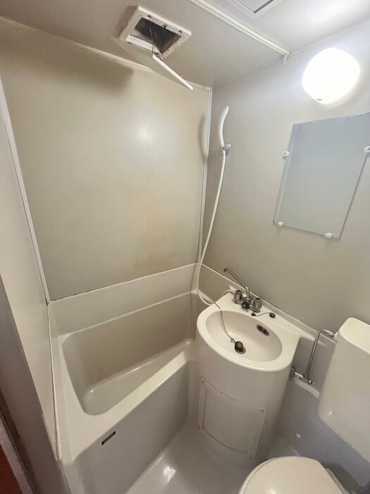 物件内観写真8　(バス／シャワールーム等)