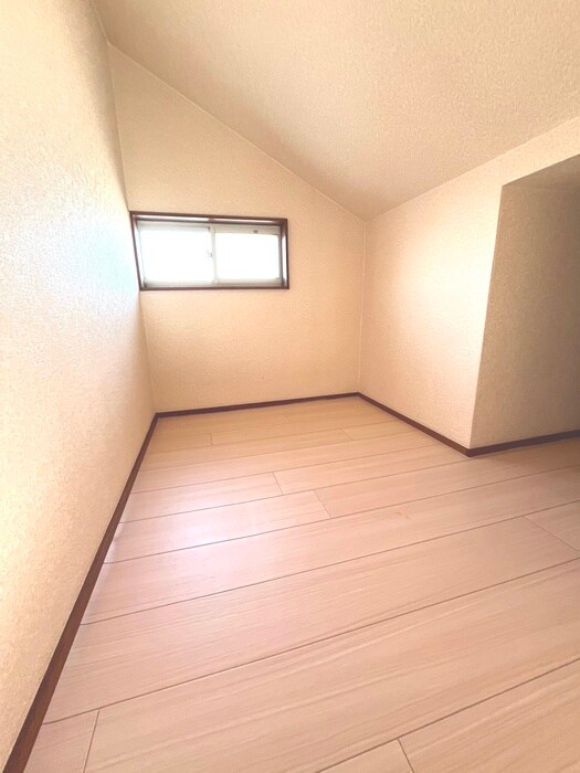 物件内観写真11　(ロフト)
