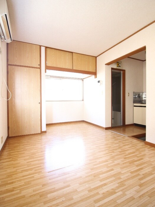 物件内観写真14　(居室)