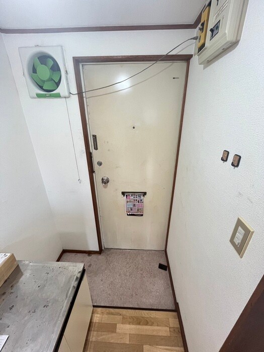 物件内観写真20　(玄関)