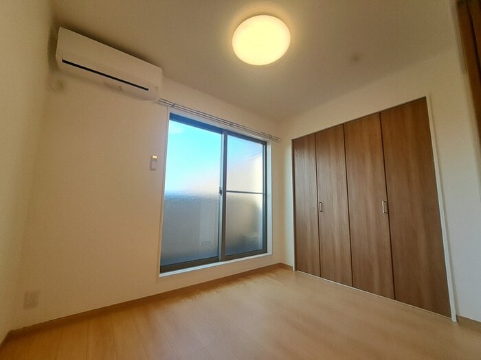 物件内観写真5　(居室)