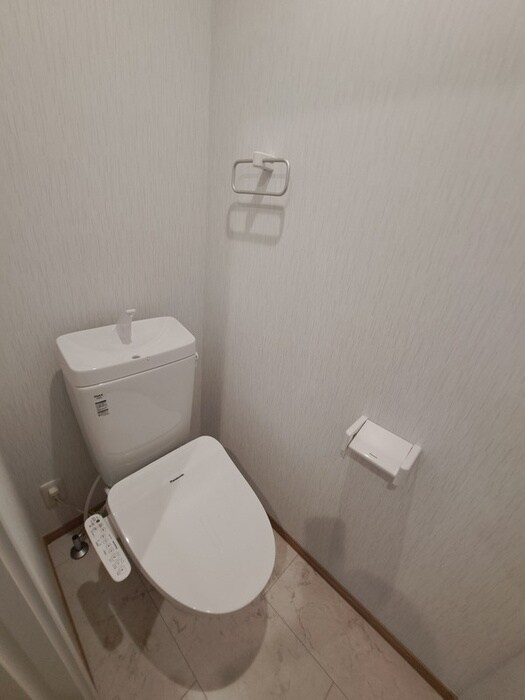 物件内観写真7　(トイレ)