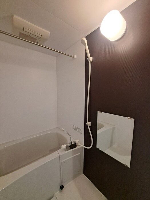 物件内観写真12　(バス／シャワールーム等)