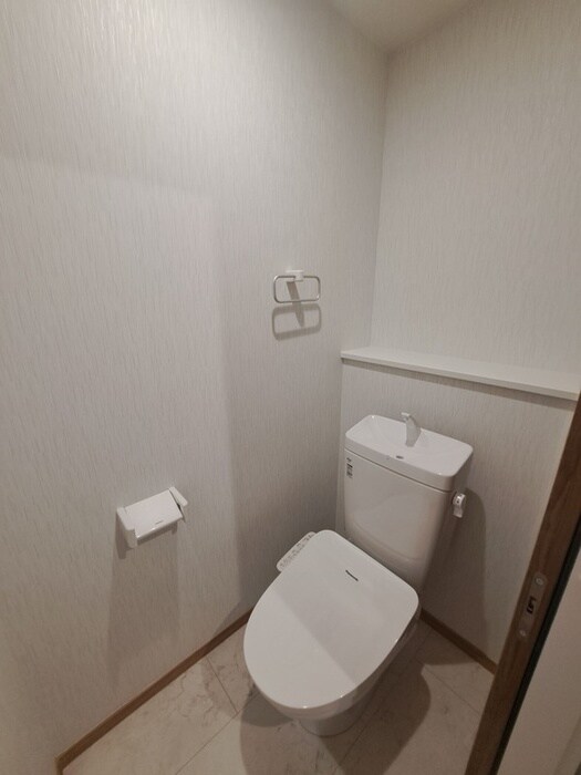 物件内観写真12　(トイレ)