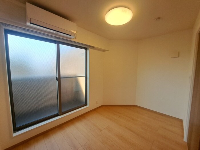 物件内観写真13　(居室)