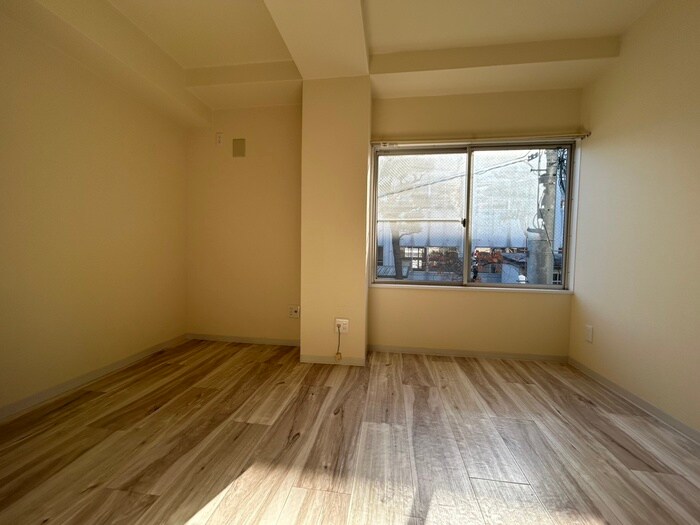 物件内観写真10　(居室)