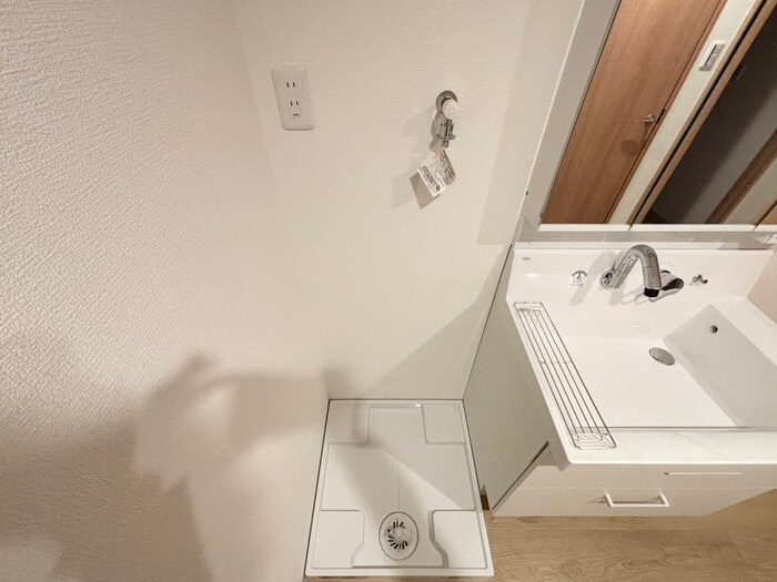 物件内観写真22　(洗濯機置場)