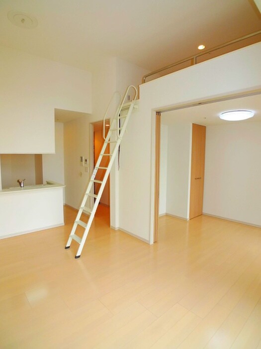 物件内観写真18　(居室)