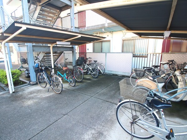 駐輪場