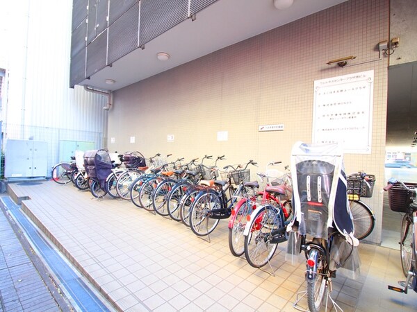 駐輪場