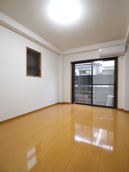 物件内観写真14　(居室)