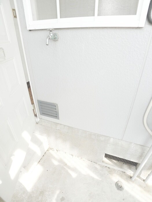 物件内観写真21　(洗濯機置場)