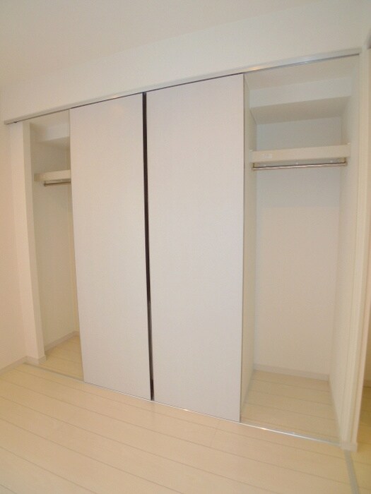 物件内観写真10　(収納)