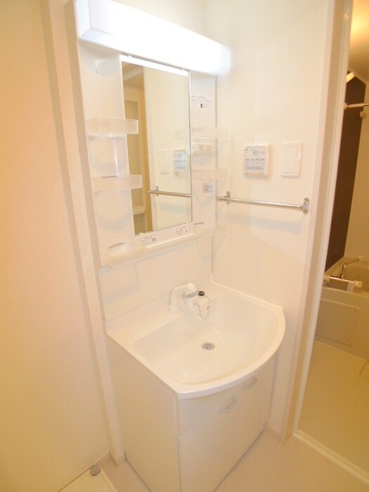 物件内観写真12　(洗面)