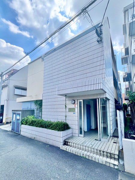 進栄マンション外観写真