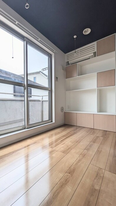 物件内観写真19　(室内からの展望)