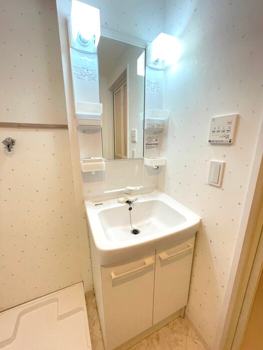 物件内観写真10　(洗面)