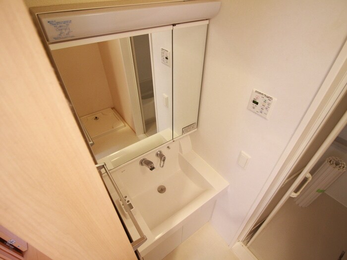 物件内観写真14　(洗面)