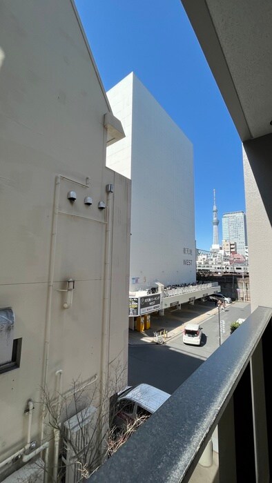 物件内観写真15　(室内からの展望)