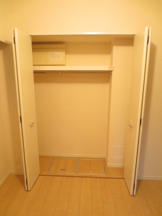 物件内観写真10　(収納)