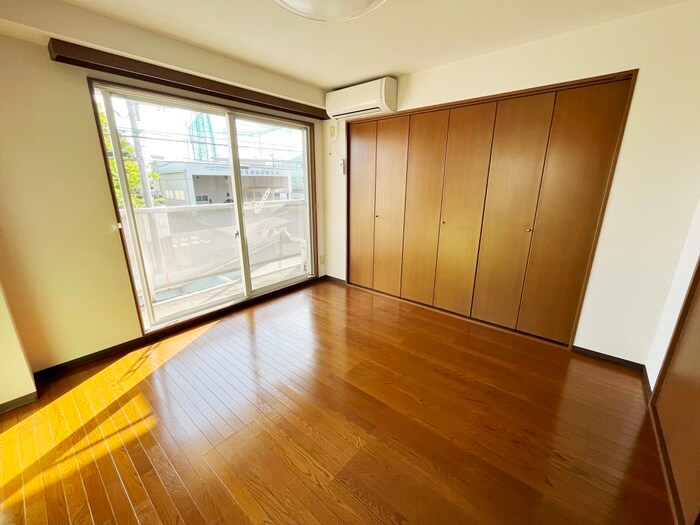 物件内観写真8　(居室)