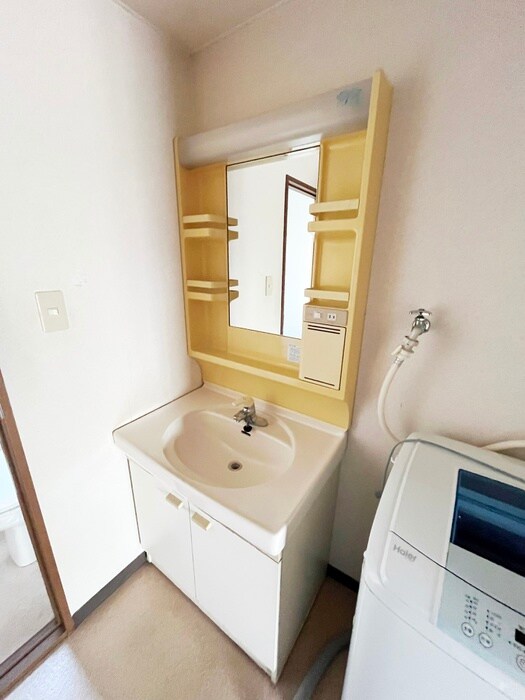 物件内観写真13　(洗面)