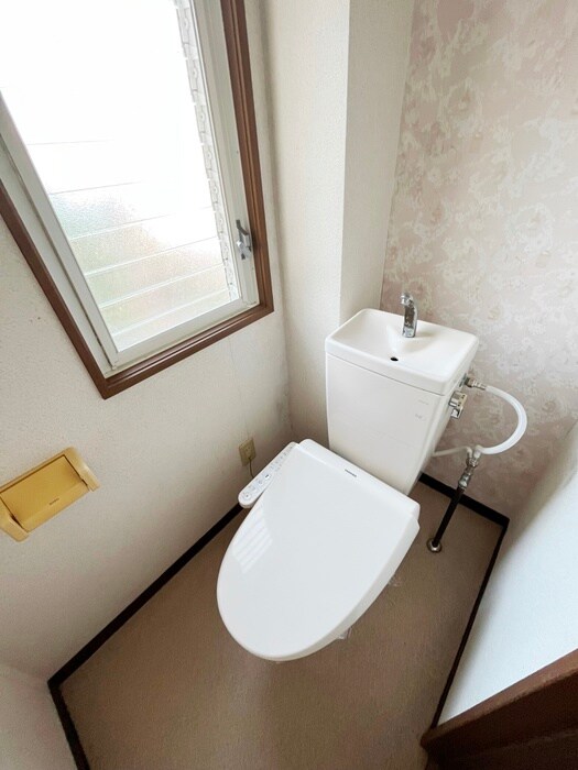 物件内観写真15　(トイレ)