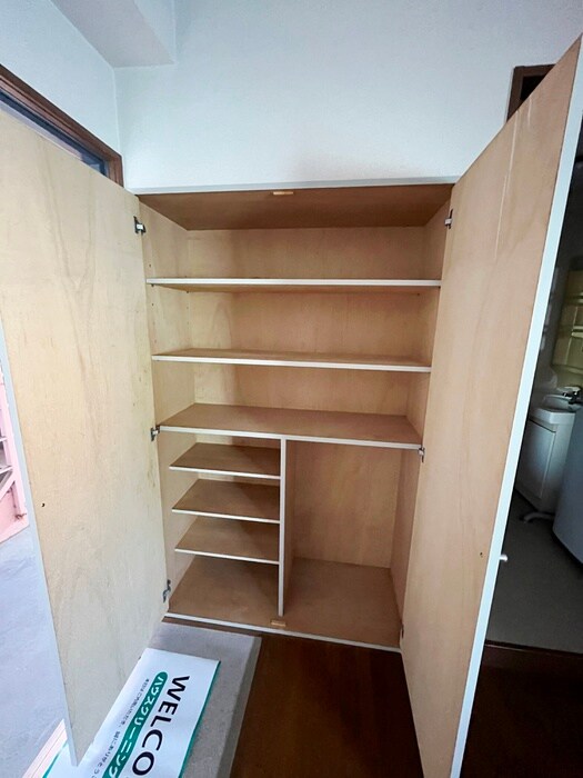 物件内観写真18　(靴箱)