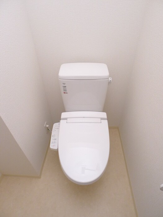 物件内観写真14　(トイレ)