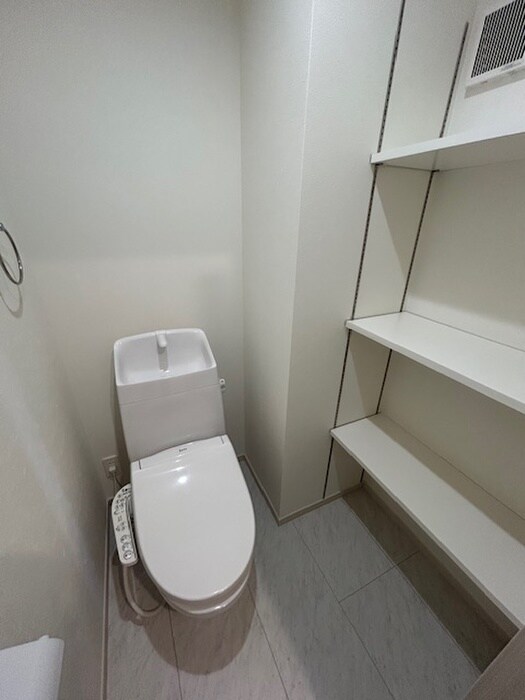 物件内観写真12　(トイレ)