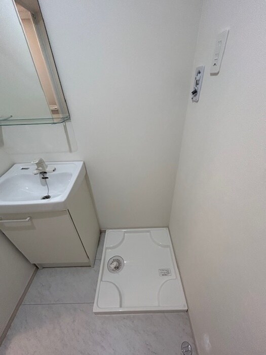 物件内観写真14　(洗濯機置場)