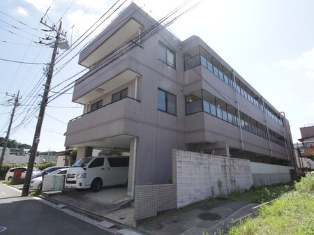 パ－ルホ－ム鴨居外観写真