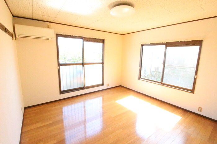 物件内観写真5　(居室)